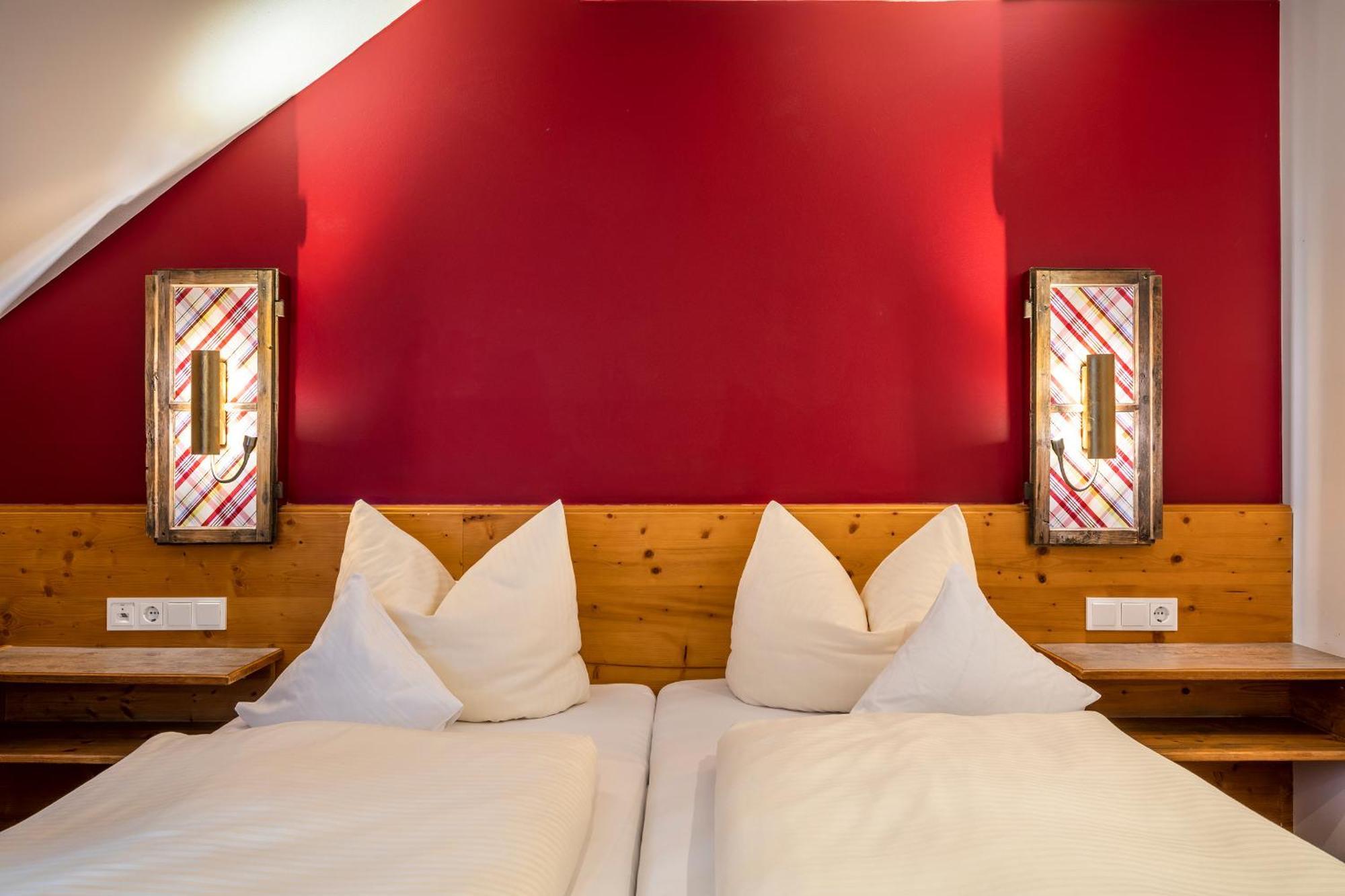 Hotel Am Haslinger Hof Бад-Фюссинг Экстерьер фото